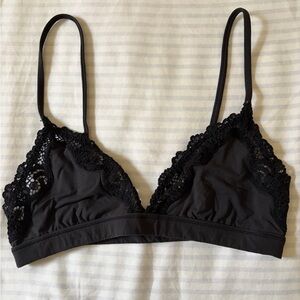 SKIMS Fits Everybody Lace Scoop Bralette